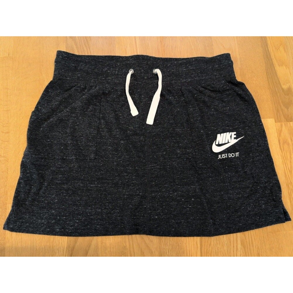 Nike Women’s Gym Vintage Drawstring Skirt in Charcoal Heather Gray Size L Pocket